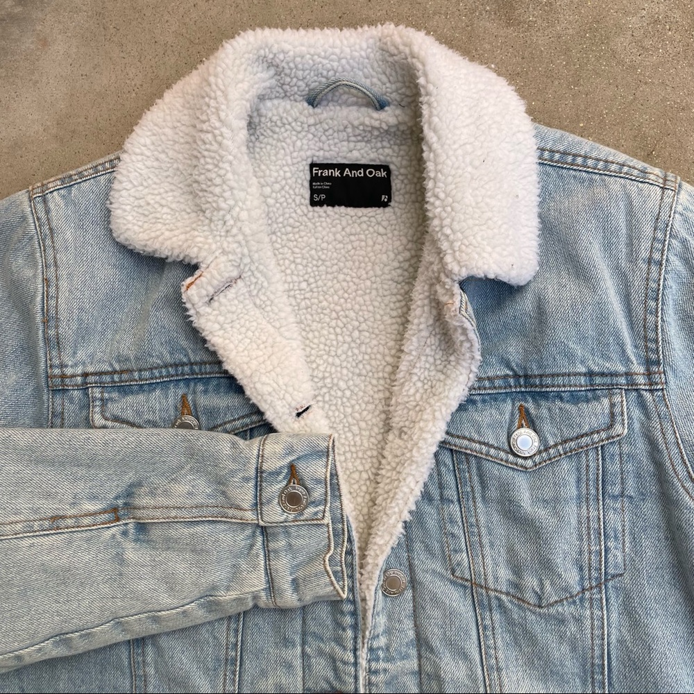 Frank & Oak jean jacket w warm sherpa collar lining